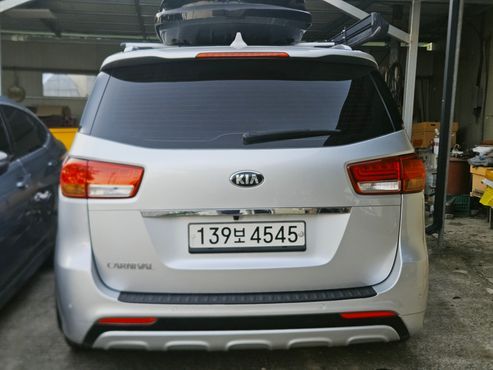 Kia Carnival 9-seater Prestige — пробег 140 181 км — фото 2 из 5