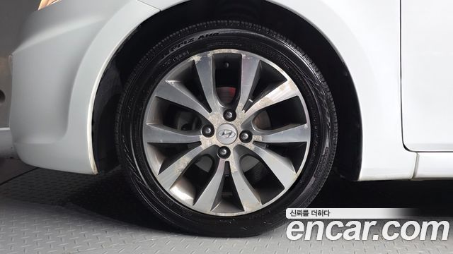 Hyundai Accent из Кореи Encar