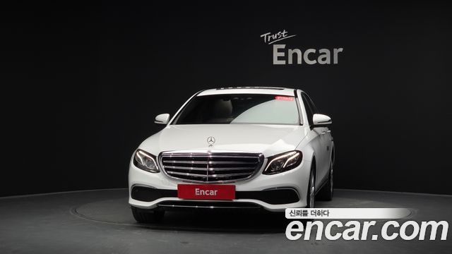 Mercedes-Benz E-Class из Кореи Encar