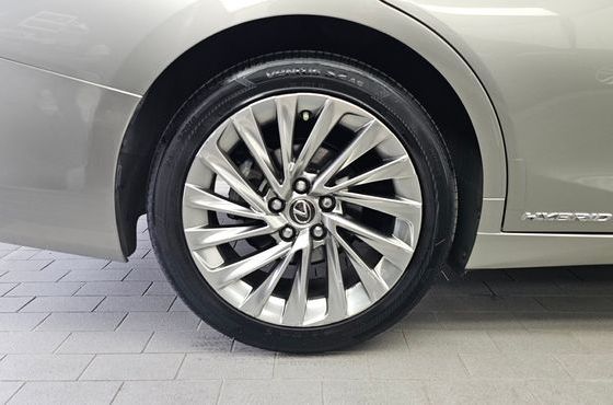Lexus ES Luxury Plus — пробег 100 794 км — фото 5 из 5