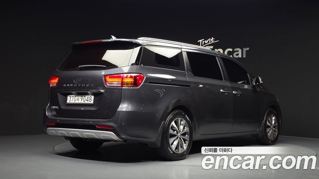 Kia Carnival из Кореи Encar