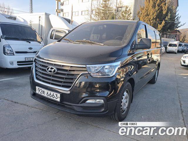 Hyundai Starex Van 3-Seater Style — пробег 107 909 км — фото 1 из 5