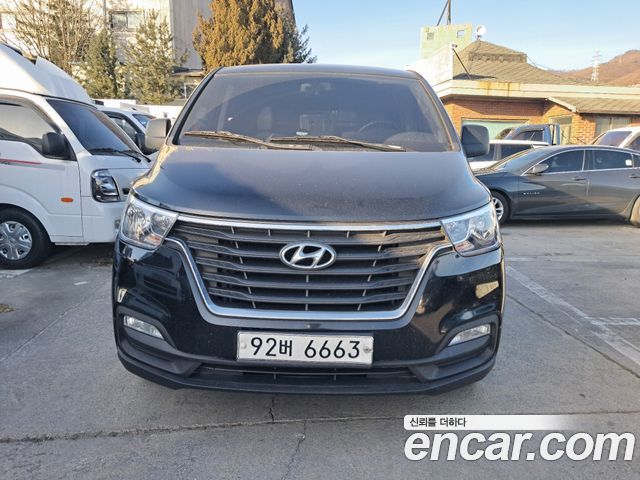 Hyundai Starex Van 3-Seater Style — пробег 107 909 км — фото 3 из 5