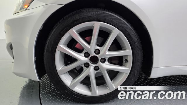 Lexus IS Premium XE20 — пробег 86 699 км — фото 5 из 5