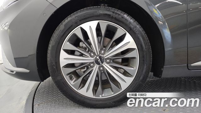 Kia K8 из Кореи Encar