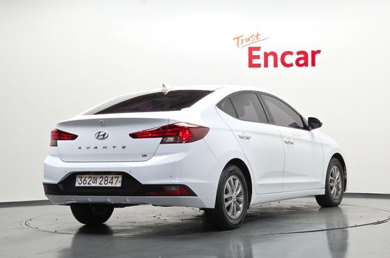 Hyundai AVANTE 1.6 Smart — пробег 120 399 км — фото 2 из 5