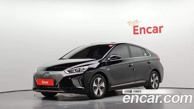Hyundai Ioniq Q — пробег 132 785 км — фото 1 из 5