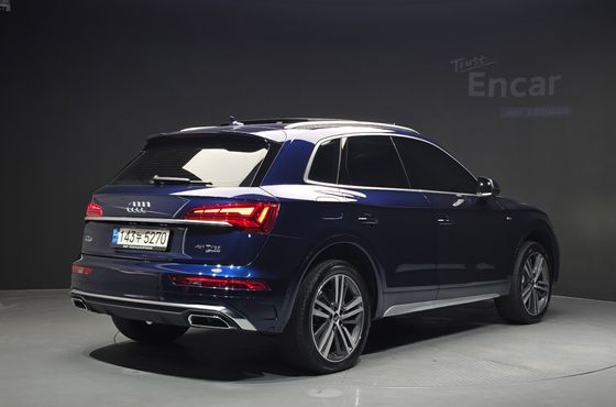 Audi Q5 45 TFSI Quattro Premium — пробег 62 882 км — фото 2 из 5