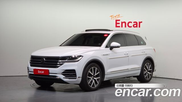 Volkswagen Touareg 3.0 TDI Premium — пробег 216 934 км — фото 1 из 5