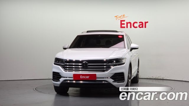 Volkswagen Touareg 3.0 TDI Premium — пробег 216 934 км — фото 3 из 5