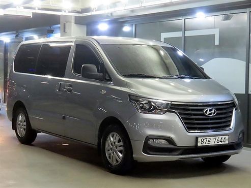 Hyundai Starex Van 3-Seater Smart — пробег 85 054 км — фото 1 из 5