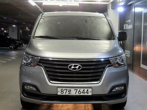 Hyundai Starex Van 3-Seater Smart — пробег 85 054 км — фото 2 из 5