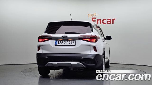 Kia Seltos из Кореи Encar