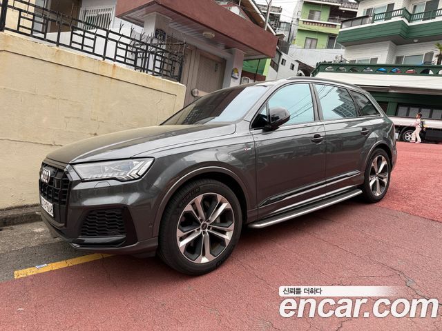 Audi Q7 55 TFSI Quattro Premium — пробег 54 000 км — фото 3 из 5