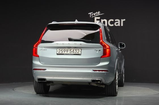 Volvo XC90 T6 Inscription — пробег 136 235 км — фото 4 из 5