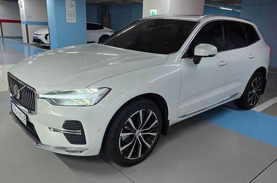 Volvo XC60 B5 Ultra Bright — пробег 11 876 км — фото 2 из 5