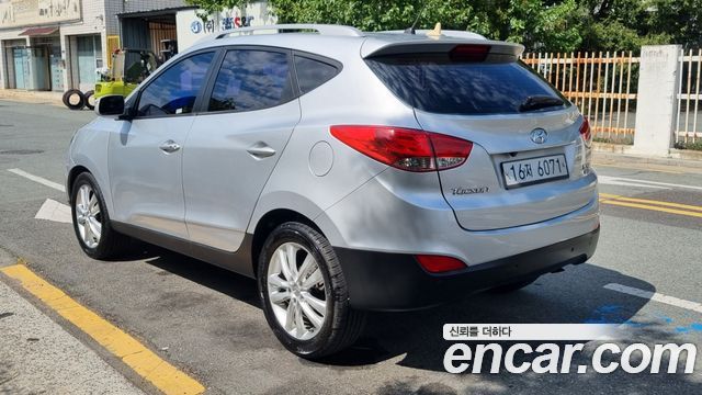 Hyundai Tucson Diesel 2WD X20 Special Pack — пробег 187 172 км — фото 4 из 5
