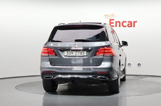 Mercedes-Benz GLE-Class GLE350 d 4MATIC — пробег 126 214 км — фото 4 из 5