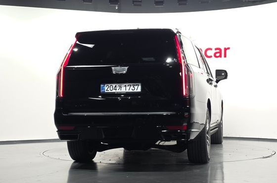 Cadillac Escalade 6.2 ESV ESV Sports Platinum — пробег 81 879 км — фото 4 из 5