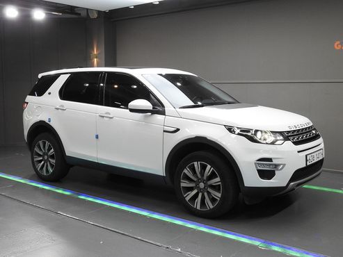 Land Rover Discovery Sport 2.0 TD4 HSE Luxury — пробег 201 251 км — фото 1 из 5