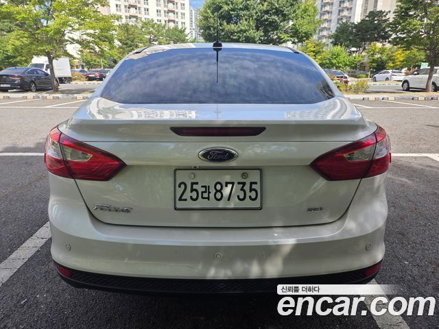 Ford Focus 2.0 SEL 3rd — пробег 87 760 км — фото 4 из 5