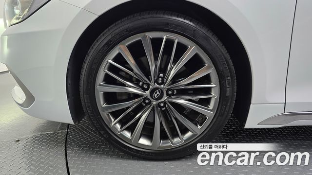 Hyundai Grandeur 3.3 Celebrity — пробег 99 775 км — фото 5 из 5