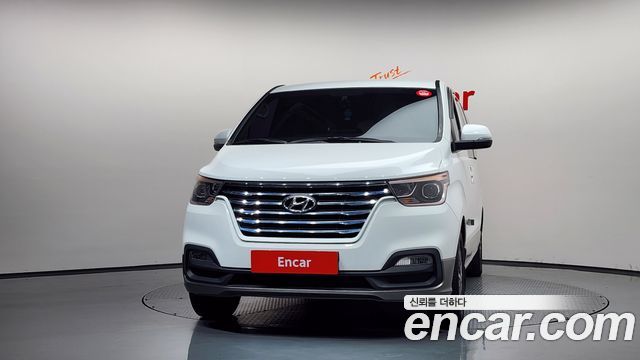 Hyundai Starex Urban 9-Seater Exclusive — пробег 95 944 км — фото 3 из 5
