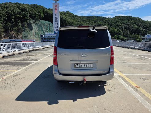 Hyundai Starex 4WD 11-Seater Wagon CVX premium — пробег 170 000 км — фото 3 из 5