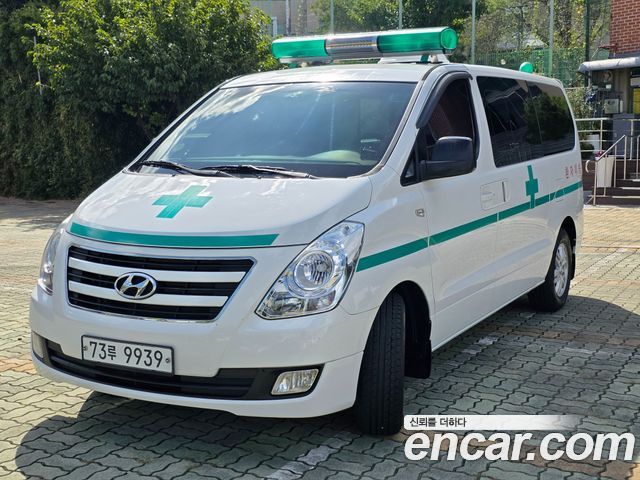 Hyundai Starex Ambulance — пробег 9 870 км — фото 3 из 5