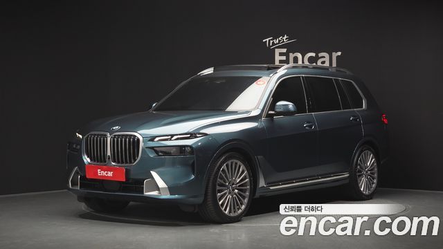BMW X7 xDrive 40i Design Pure Excellence 6-Seater — пробег 21 199 км — фото 1 из 5