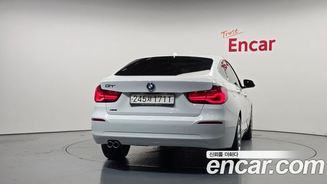 BMW Gran Turismo GT 320d xDrive — пробег 43 091 км — фото 4 из 5