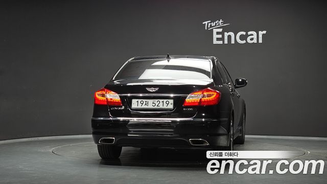 Hyundai Genesis из Кореи Encar