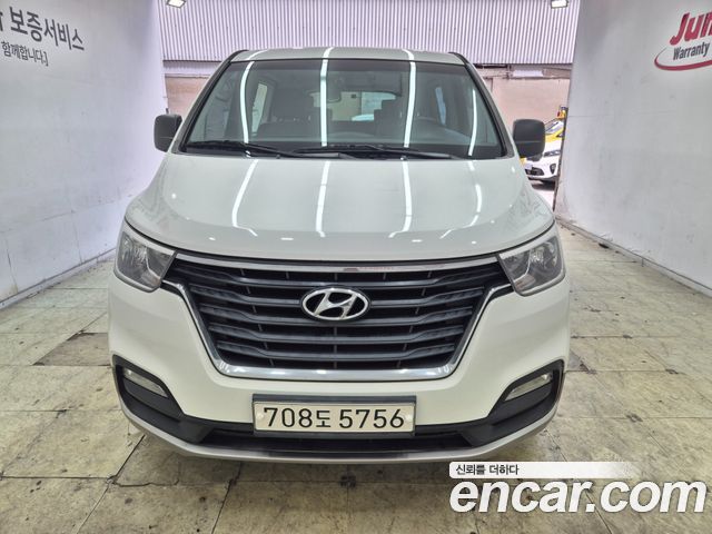 Hyundai Starex Wagon 11-Seater Modern — пробег 171 302 км — фото 3 из 5