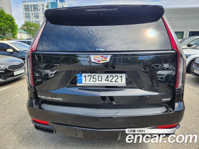 Cadillac Escalade 6.2 ESV ESV Premium Luxury Platinum — пробег 40 000 км — фото 4 из 5