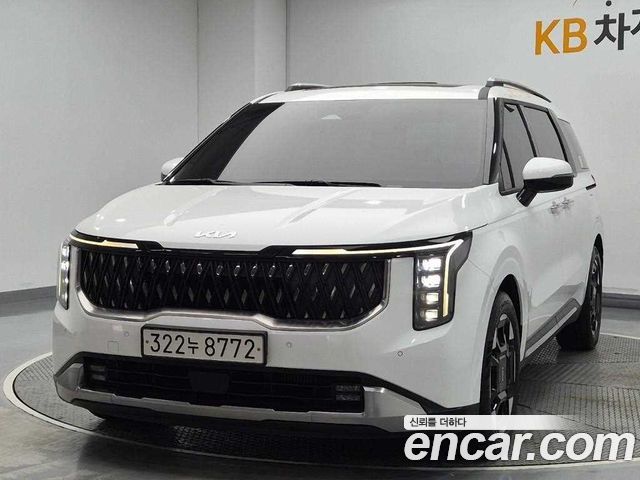 Kia Carnival Diesel 9-Seater Signature — пробег 53 985 км — фото 1 из 5