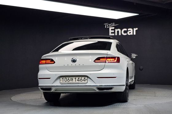 Volkswagen Arteon 2.0 TDI Prestige — пробег 241 379 км — фото 4 из 5