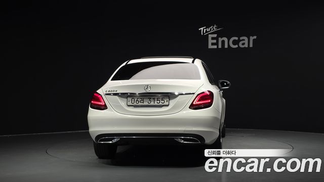 Mercedes-Benz C-Class из Кореи Encar