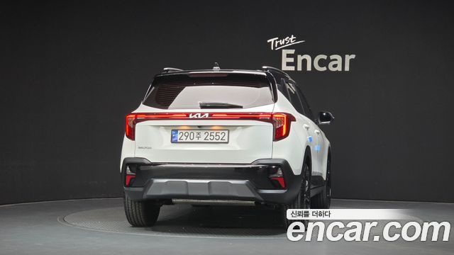 Kia Seltos из Кореи Encar