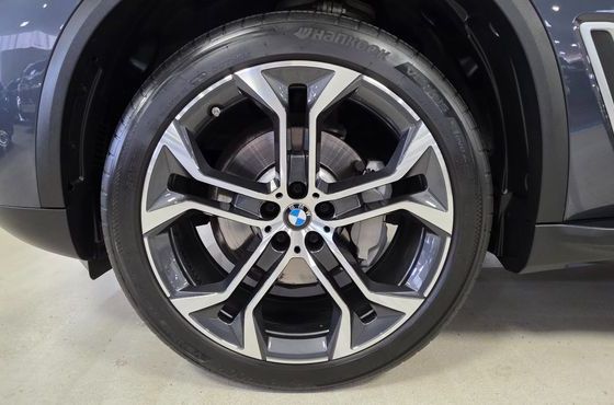BMW X5 xDrive 40i xLine — пробег 66 219 км — фото 5 из 5
