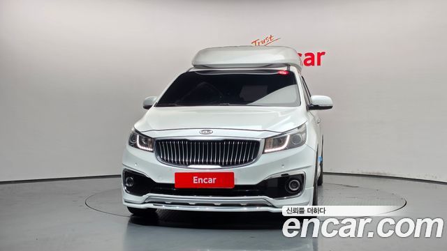 Kia Carnival 9-seater Hi-Limousine Prestige — пробег 188 584 км — фото 3 из 5