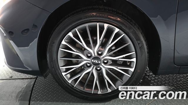 Kia K3 из Кореи Encar
