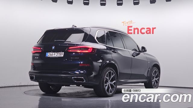 BMW X5 xDrive 30d M Sport — пробег 72 228 км — фото 2 из 5