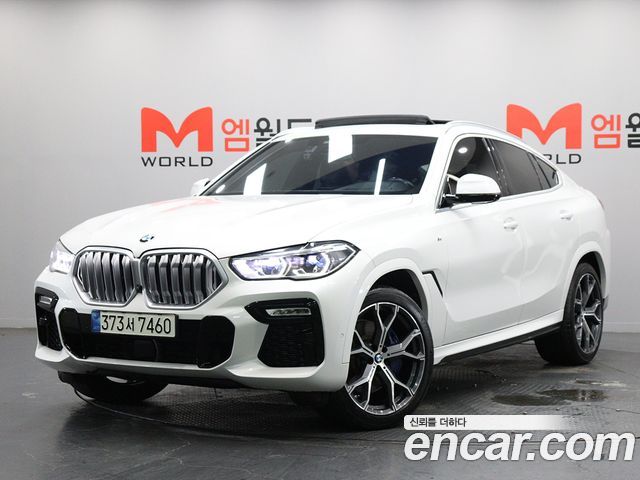 BMW X6 xDrive40i M Sport — пробег 44 243 км — фото 1 из 5