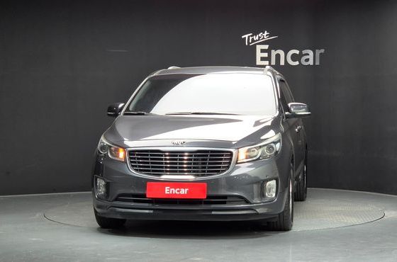 Kia Carnival 11-seater Luxury — пробег 170 085 км — фото 3 из 5