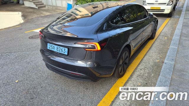 Tesla Model 3 Premium Long Range RWD — пробег 4 800 км — фото 4 из 5