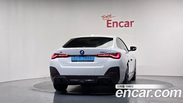 BMW i4 eDrive40 M Sports — пробег 34 251 км — фото 4 из 5
