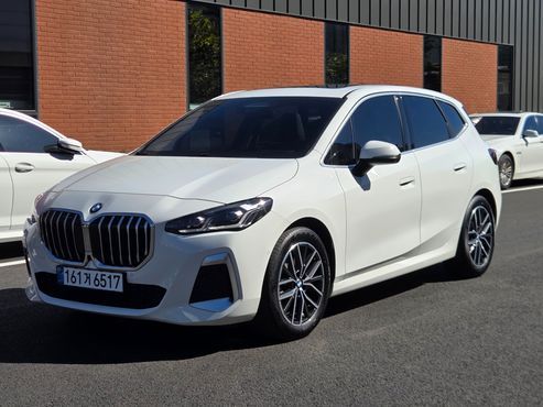 BMW 2-Series 220i M Sport Design — пробег 4 793 км — фото 1 из 5
