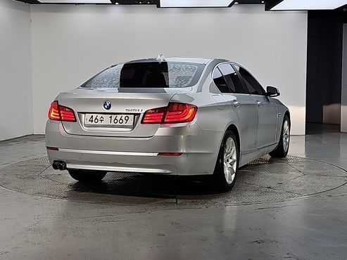 BMW 5-Series 528i — пробег 163 000 км — фото 4 из 5