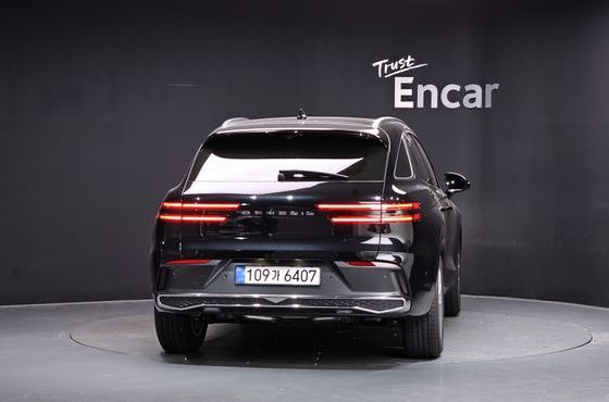 Genesis GV70 2.5T Gasoline AWD — пробег 2 038 км — фото 4 из 5