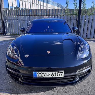 Porsche Panamera 2.9 AWD E-Hybrid — пробег 90 500 км — фото 1 из 5